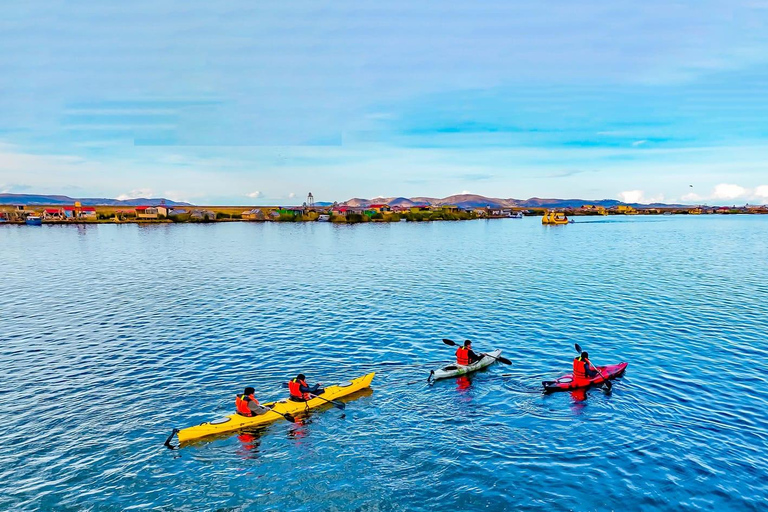 Puno: Uros Floating Islands Kayak Tour with Folklore Show