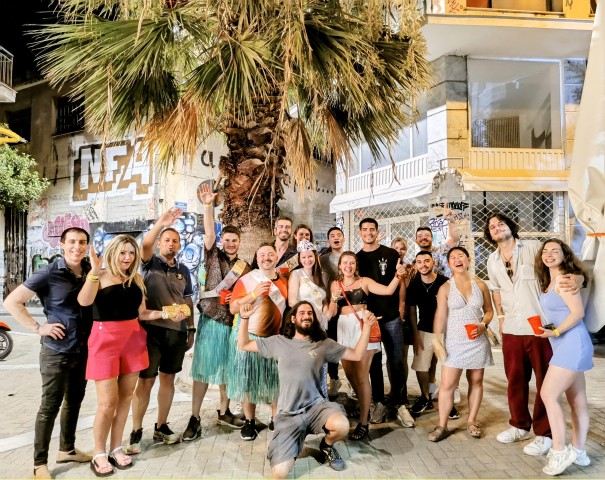 Visit Athens Bar Crawl with Free Drinks and Club Entry in Athens