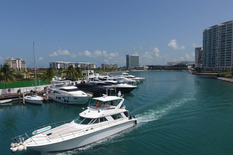 Playa Mujeres : Location de yacht privé - 4 heures SR55H4