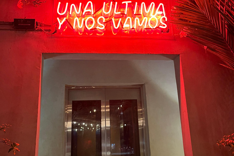 Panama City: esperienza nei bar locali — Notti a Casco ViejoPanama City: esperienza nei bar locali — notti a Casco Viejo