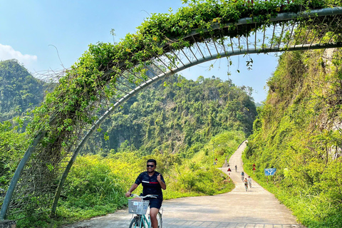 From Hanoi: Cat Ba Island and Lan Ha Bay Day Trip