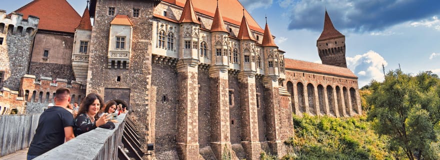 Visite d'une journée du château de Corvin et de la ville fortifiée de Sibiu au départ de Cluj