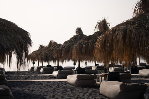 Wet Stories Santorini: The Ultimate Beach Experience Seaside Back Rows & Welcome drinks