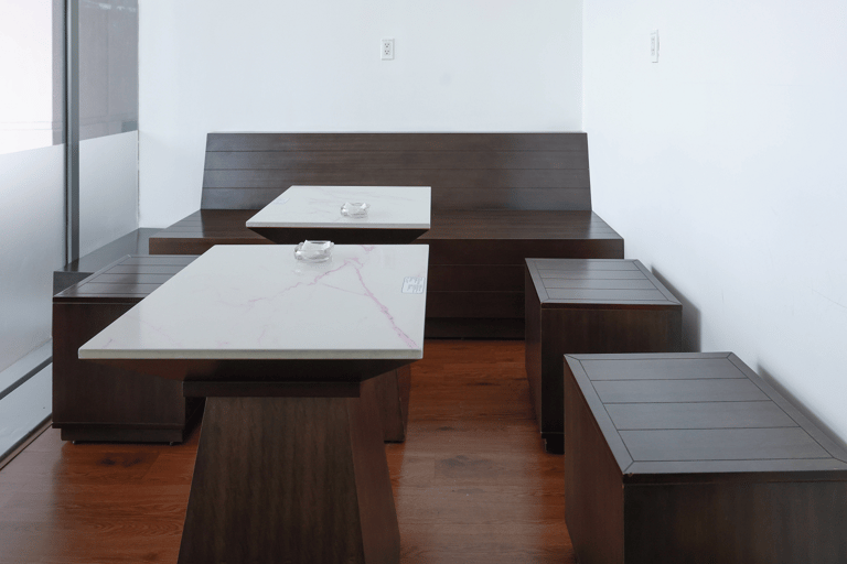 Hanoi: Międzynarodowe lotnisko Noi Bai Dostęp do saloniku SH Premium LoungeOdloty międzynarodowe T2: Salonik SH Premium Lounge Ha Noi