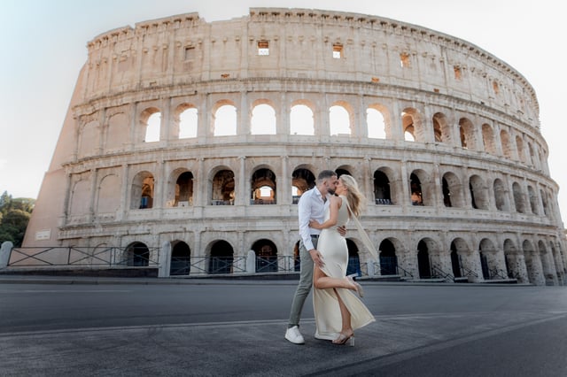 Roma: sesión de fotos en el Coliseo con joyas ocultas ⭐⭐⭐⭐⭐