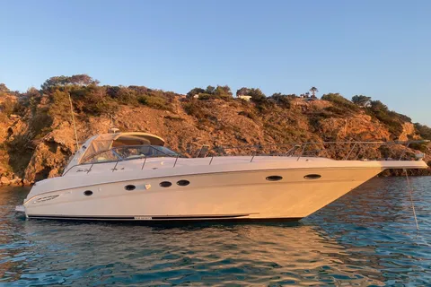 Gran Canaria: Excursion on private yacht with drinks, lunch and snorkeling