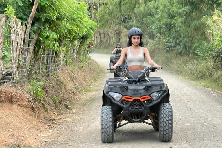 Punta Cana: tour en quad por Montaña Redonda con recogida