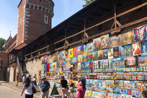 Cracovie: visite guidée secrète des gourmets de 3 heuresCracovie : Visite secrète de la ville avec surclassement pour une boisson supplémentaire