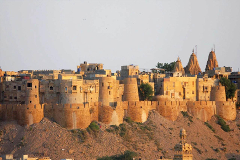 Rajasthan &amp; darüber hinaus Eine königliche Reise von Delhi nach UdaipurNur Transport und Tourguide-Service