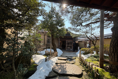 Kanazawa: Castle & Samurai History Walking Tour