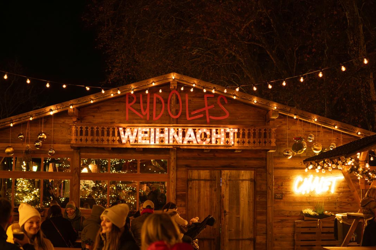 Lucerne and Christmas Market Tour with Pro Photographer