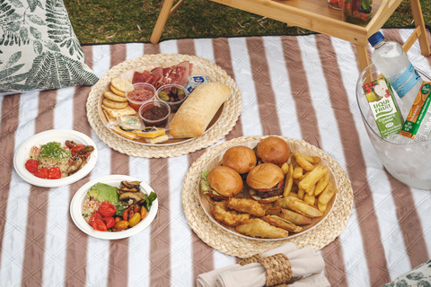 Cape Town: Kirstenbosch Gardens Picnic with Entry Ticket