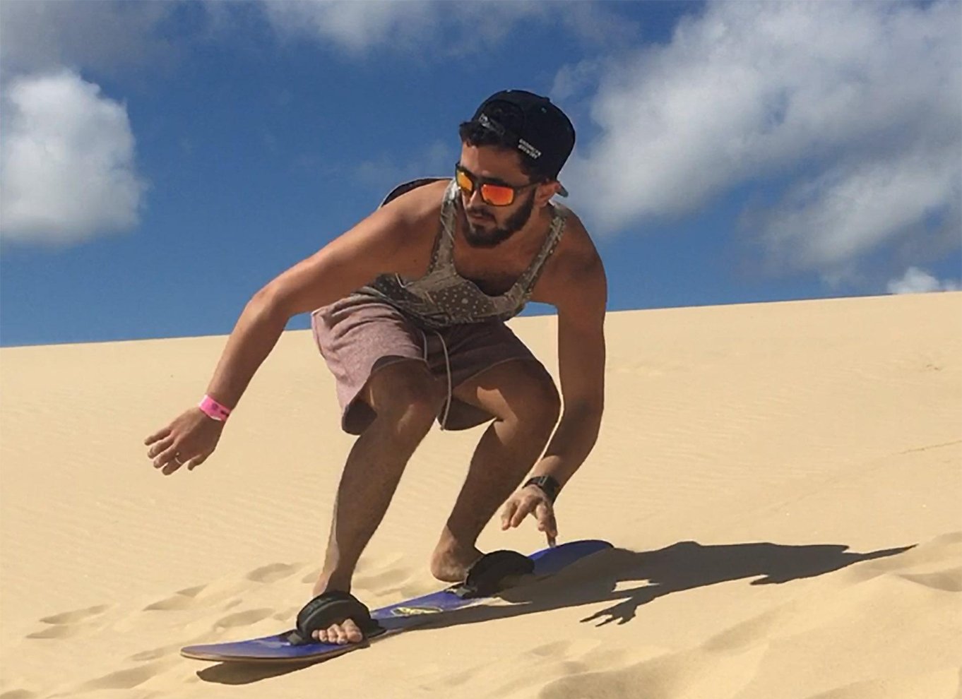 Port Stephens: Ubegrænset sandboarding med 4WD-transport til klitterne