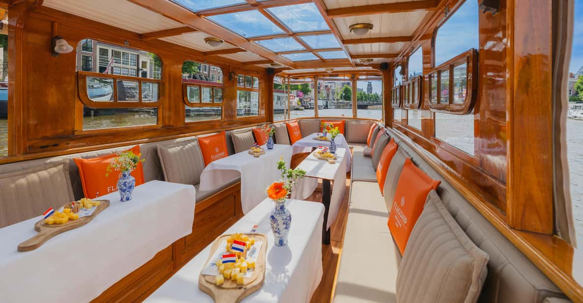 Impressie van Amsterdam: klassieke boottocht, optioneel met kaas en wijn