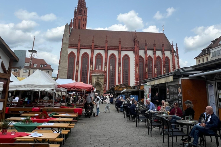 White & Red - A quick tour with wine in Würzburg White & Red - Short tour with wine in Würzburg