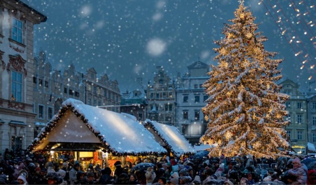 From Wrocław: Exclusive Private Prague Day Trip