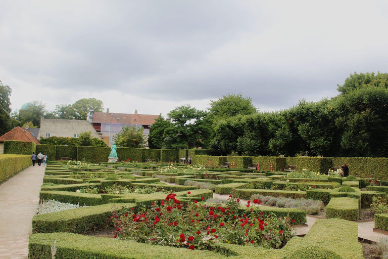 Copenhagen: Rosenborg Palace Tour & Canal Cruise 2-Hour Rosenborg Castle Tour