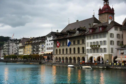 Lucerne: Private Sightseeing Walking Tour