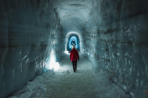 Från Húsafell: In i glaciärens isgrottäventyr