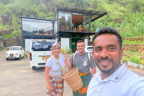 Kandy: Road-to-Rail Journey to Ella via Nuwara Eliya