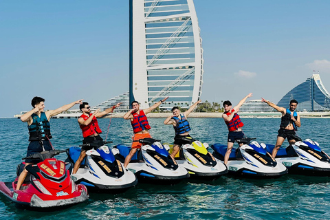 迪拜：体验摩托艇畅游阿拉伯酋长酒店+图片&amp;视频30分钟喷气式摩托艇前往帆船酒店