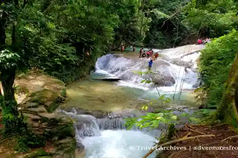Excursão privada ao Rio Benta e Cataratas saindo de Montego Bay/Negril