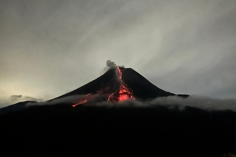 Yogyakarta: Borobudur, Prambanan Sunset & Merapi Lava View