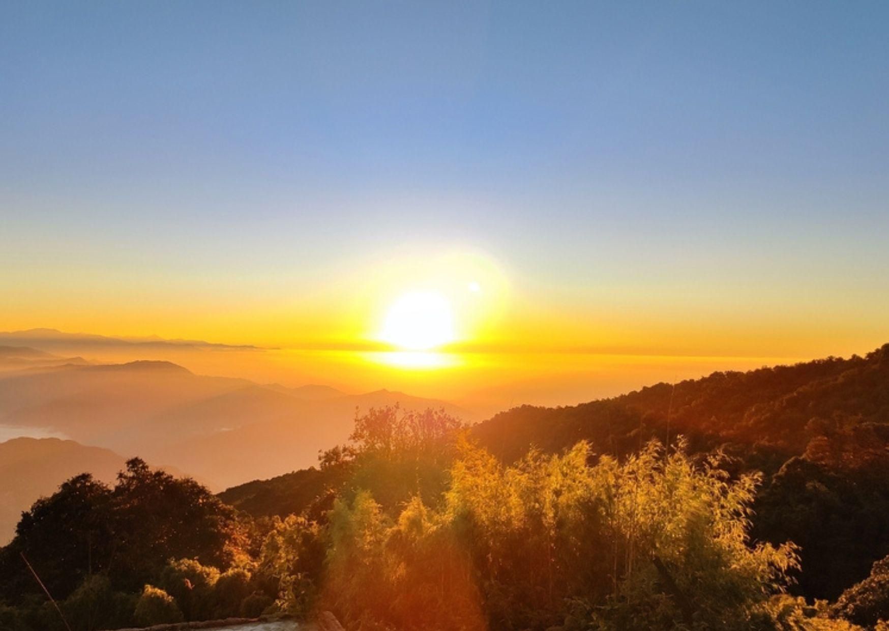 Tiger Hill Sonnenaufgang und Wandertour von Darjeeling aus