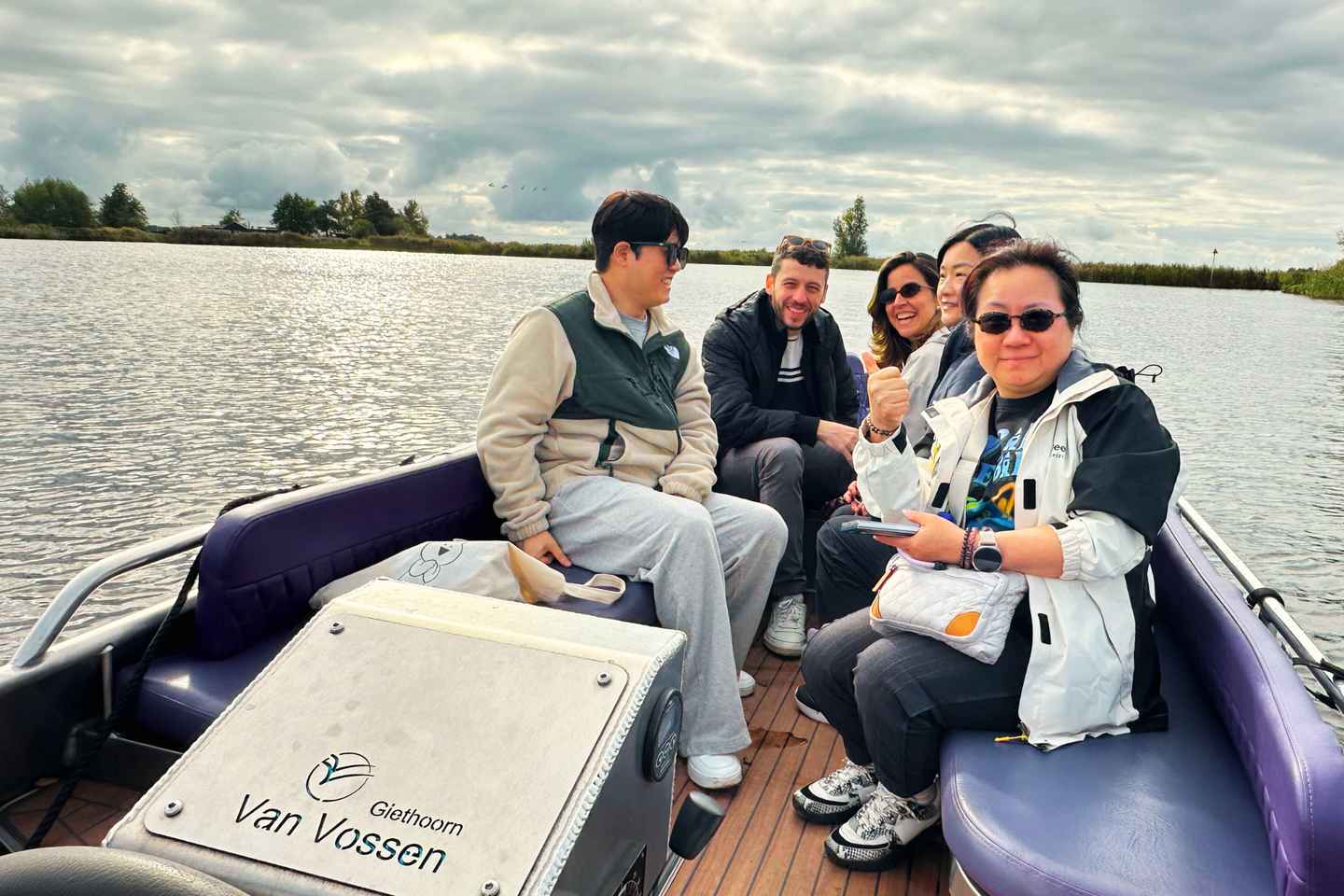 Amsterdam: Giethoorn & Zaanse Schans Small Group Day Trip