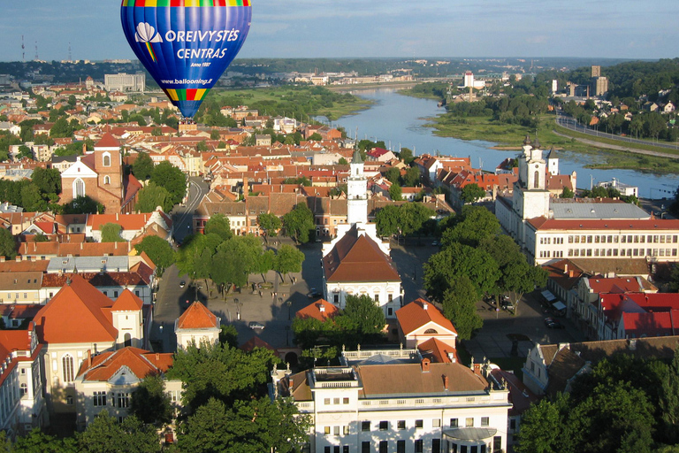 Vilnius or Trakai: VIP Exclusive Hot Air Balloon Flights Vilnius or Trakai: VIP 4 Exclusive Hot Air Balloon Flights
