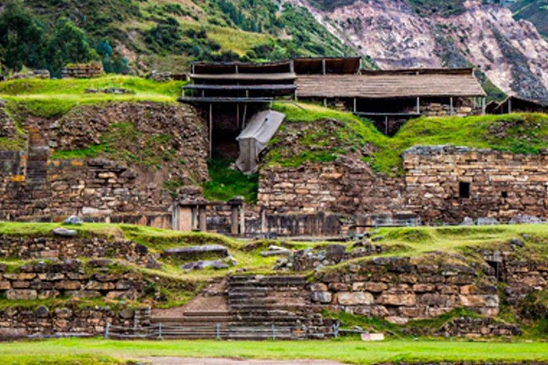 Från Huaraz ||Chavin de huantar/museum/ querocochas lagun