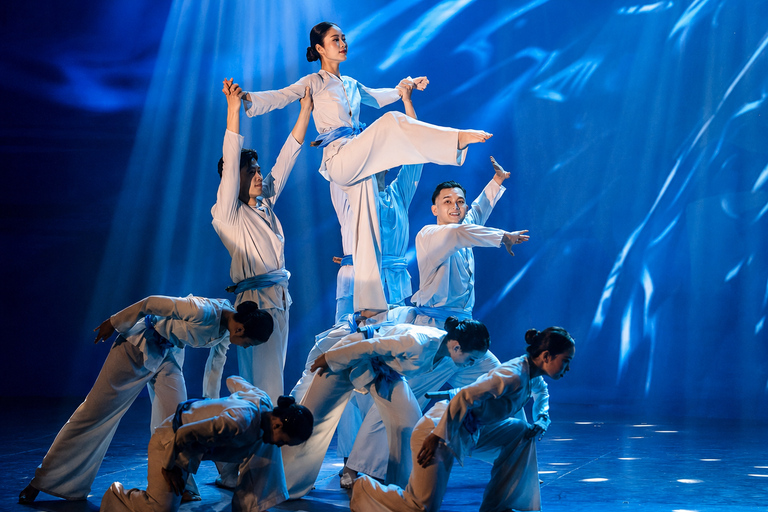 Da Nang: Heritage Show & Mi Quang Show with Noodle Tasting From Hoi An: Heritage Show & Hotel Transfer