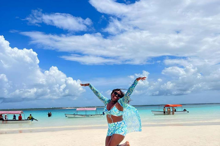 Farma przypraw, Stone Town, Prison Island i piaszczysta łacha NakupendaWYCIECZKA PRYWATNA BEZ ODBIORU Z HOTELU I TRANSPORTU POWROTNEGO