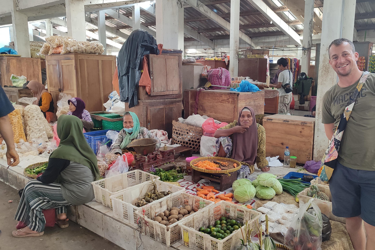 Yogyakarta: clase de cocina con visita al mercado y servicio de recogida del hotelClase de cocina con servicio de recogida del hotel