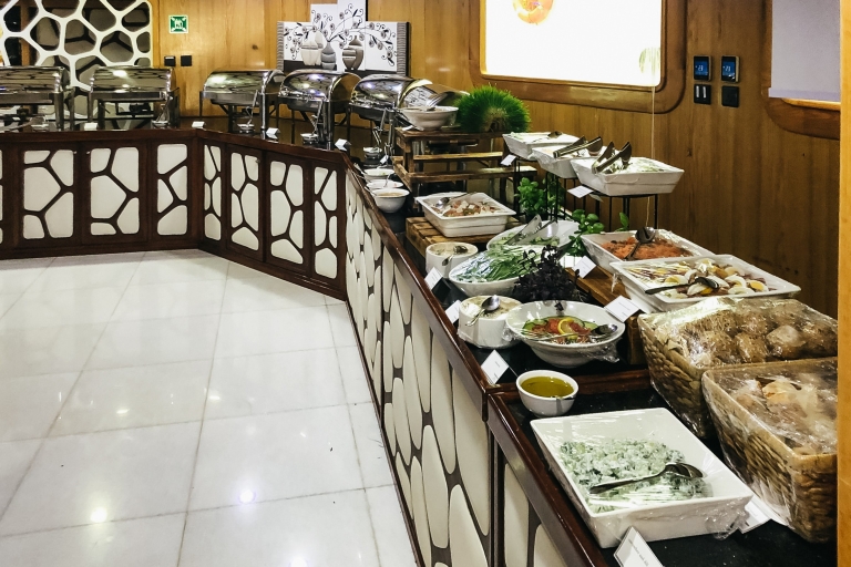 Dubaï : croisière de 2 h avec dîner-buffetDubaï : croisière de 3 h avec dîner-buffet