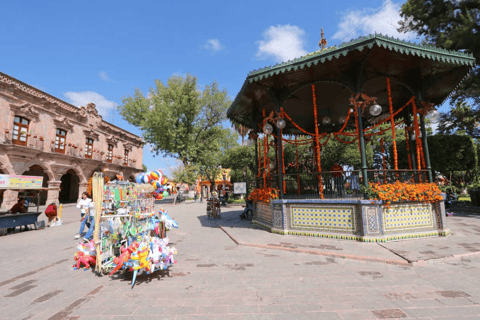 Leon: Dolores Hidalgo: Refeição Otomi com pratos tradicionais ...