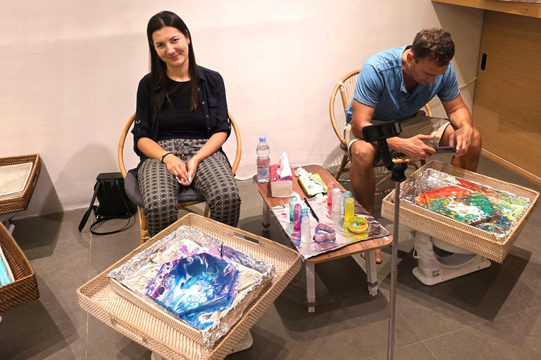 Ubud: Create Your Own Pouring Painting Art Workshop