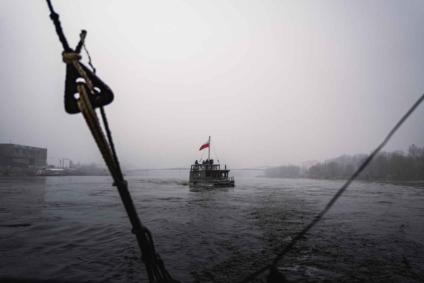 Warsaw: Evening Cruise with Drink and Audio Guide - Warsaw: Evening Cruise with Drink and Audio Guide