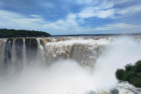 Iguazu Falls: Private Tour for Belmond, Meliá & Sanma Guests Iguazu Falls: Private Full-Day Tour Brazil & Argentina 1-Day