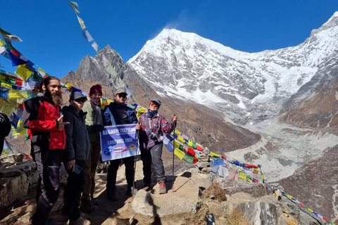 Kathmandu: 8-tägiger Langtang Valley Trek mit Transfers