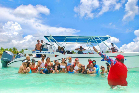 Private: Luxury Saona Island Speedboat Trip with Open Bar