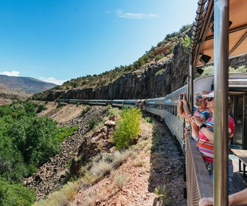 Clarkdale: Verde Canyon Railroad Journey with Snacks