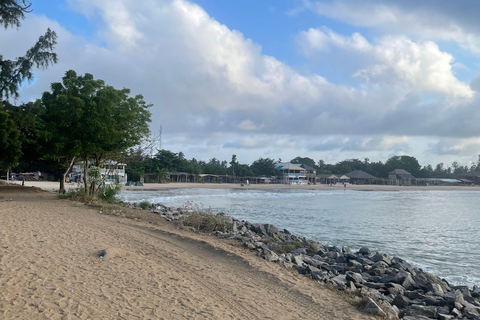 Lagos: Tarkwa Bay Beach Sleepover with Surfing Lesson
