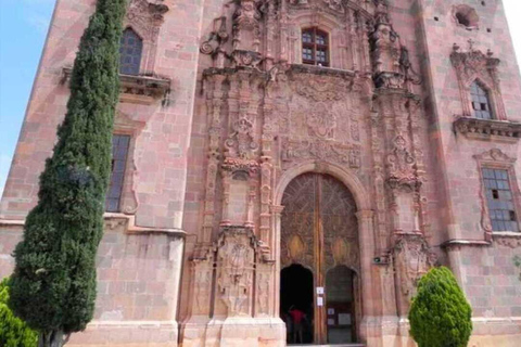 Guanajuato: PEDESTRIAN ROUTE AND SHOPPING TOUR (LEON, GUANAJUATO)