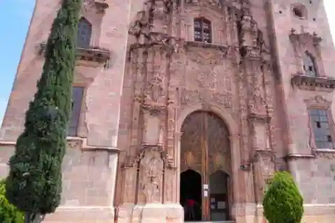 Guanajuato: Gassenentdecker mit traditioneller Musikkapelle Gruppentour
