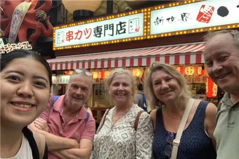 Escursione in crociera a Osaka: Possibilità di incontri privati/personalizzati/cittadini