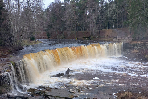 Depuis Tallinn : visite guidée de la cascade de Keila-Joa et de la campagne environnante.Au départ de Tallinn : visite guidée de la cascade de Keila-Joa et de la campagne enviro