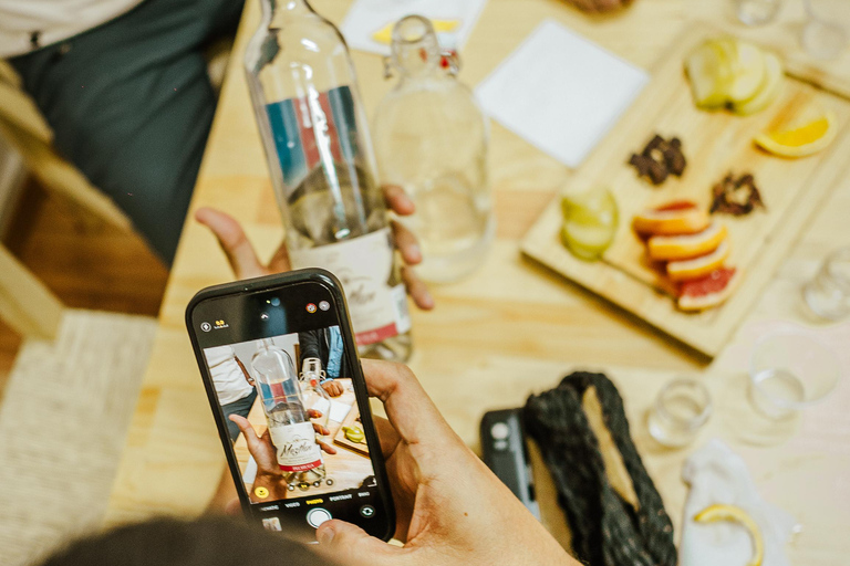 8 Artisanal Mezcal Tasting & Masterclass in Roma Norte 8 Mezcal Tasting & Masterclass in Roma Norte