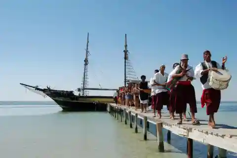 Djerba : Sunset cruise and Sea adventure