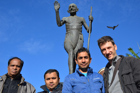 ديربان: لوحات كهف العمالقة وجولة في موقع التقاط مانديلا